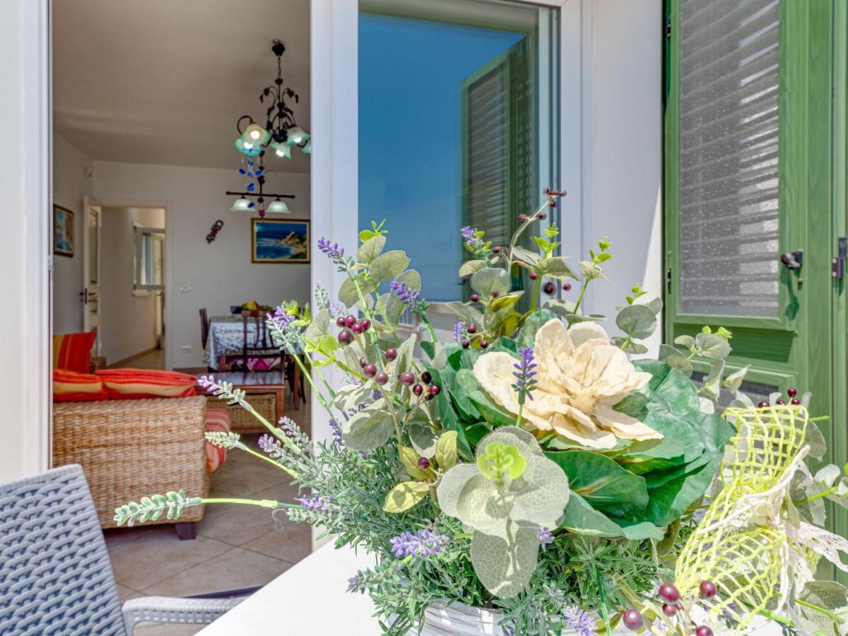 Apartment Sun & Sea Terrace-2 By Interhome Castro  Exteriör bild